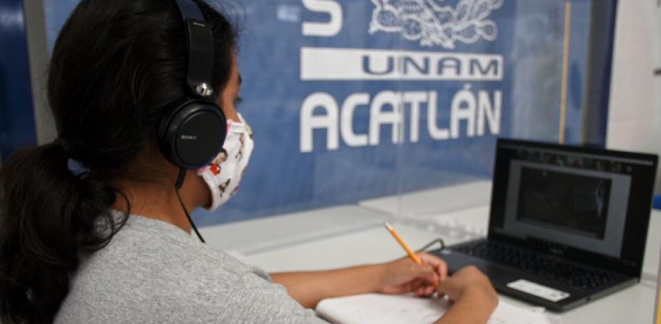  Clases en la UNAM seguirán en formato híbrido