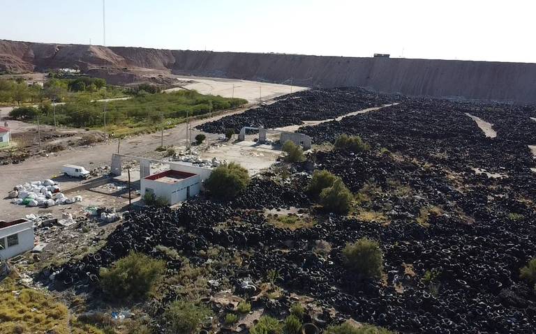  Incendio en acopio de llantas podría causar una catástrofe