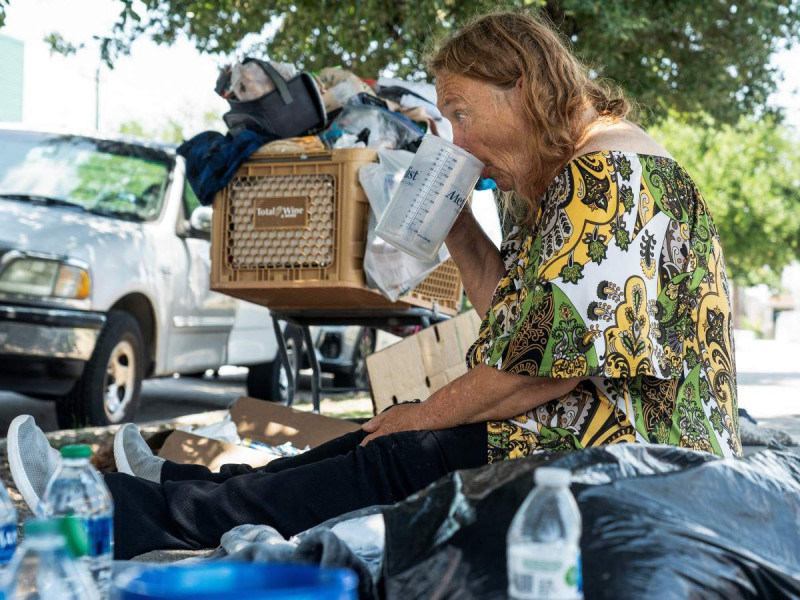  Ola de calor en el sur de Texas deja al menos 11 muertos