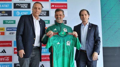  Presentan a Diego Cocca como el nuevo DT de la selección mexicana