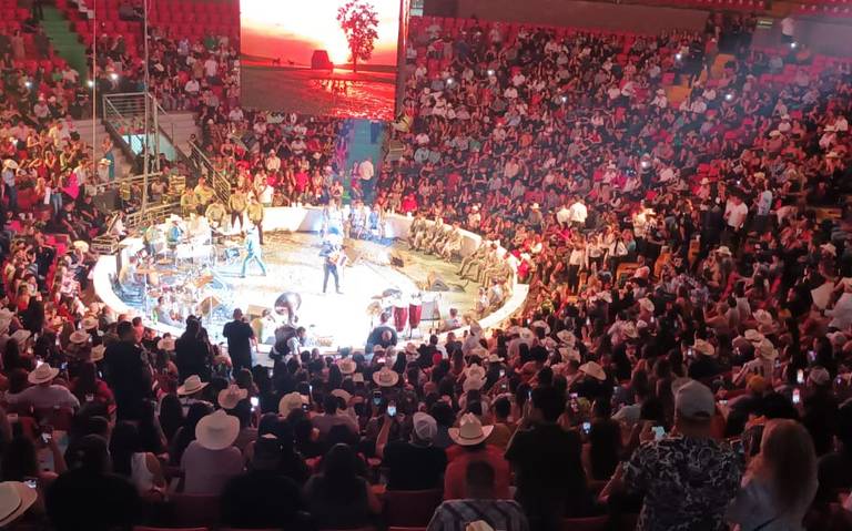  Conquista Panter Bélico con su música a los chihuahuenses