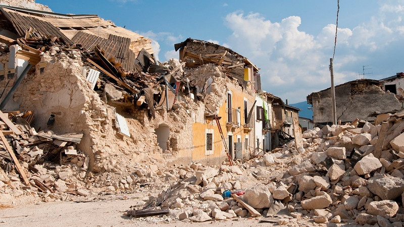  En Marruecos, apresuran tareas de rescate por las previsiones de lluvias y réplicas; confirman 2 946 muertes por terremoto