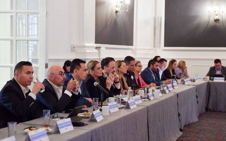  Maru Campos acuerda con Coparmex acciones ante crisis migratoria en Juárez