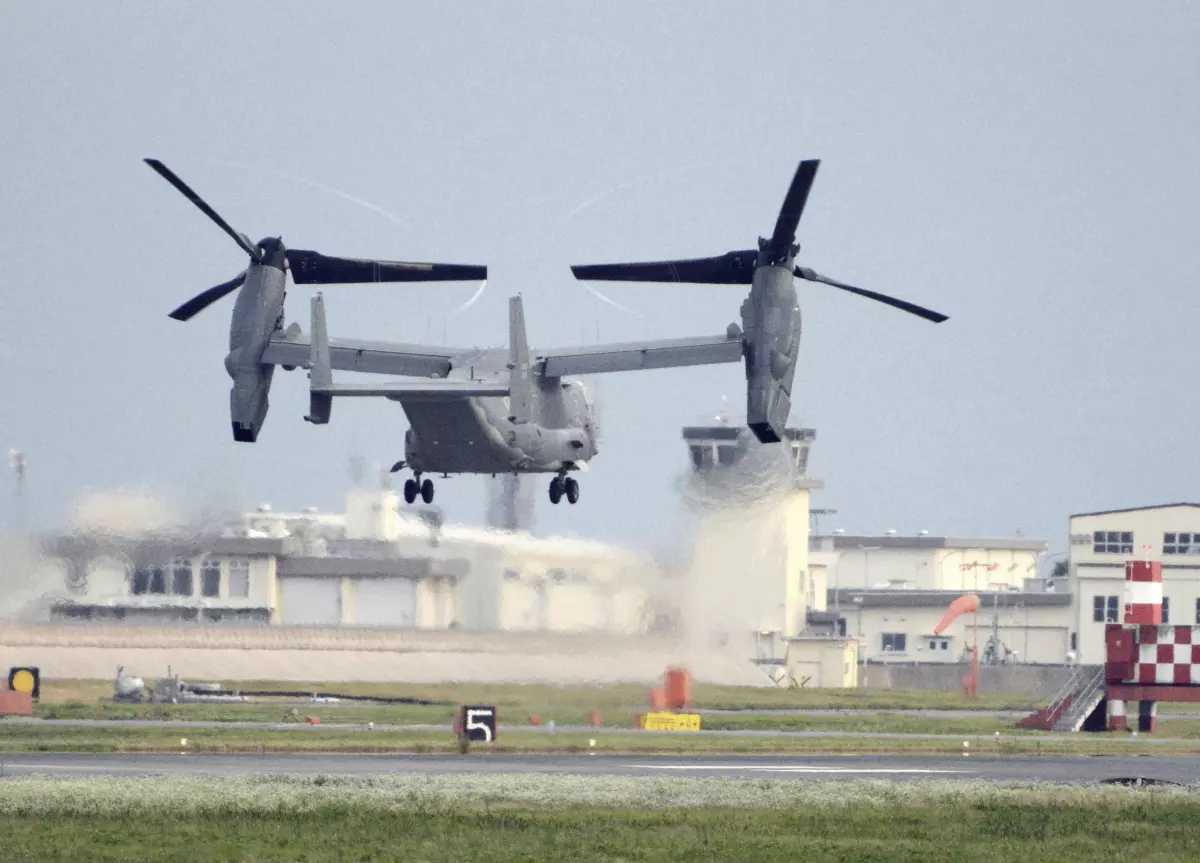  Japón entrega a EEUU restos de aeronave Osprey estrellada