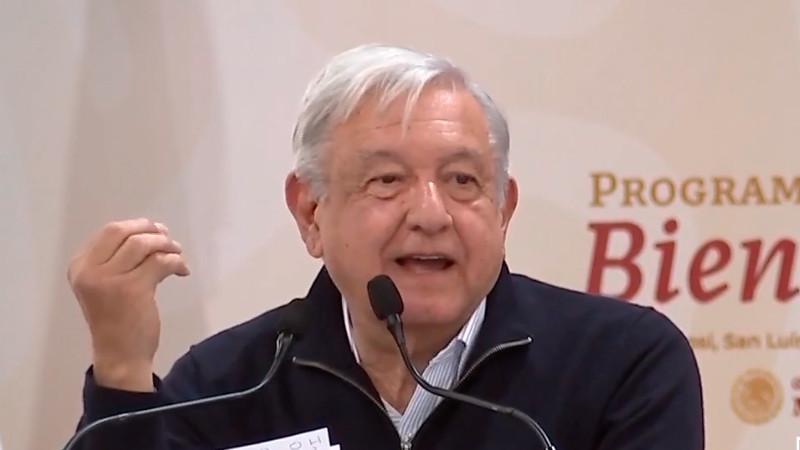  Critica AMLO a gobernador de SLP por pronunciarse a favor de Sheinbaum
