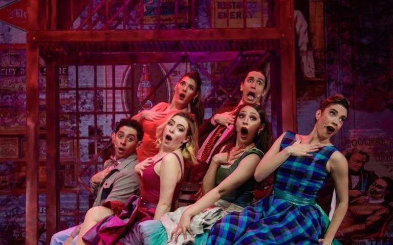  Gerardo Quiroz celebra 32 años como productor teatral con Amor sin Barreras