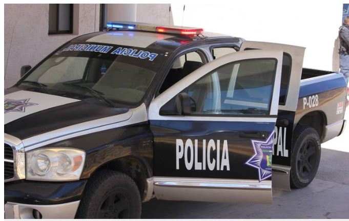  Policías de Cuauhtémoc atienden reporte de posible robo en vivienda de adulta mayor