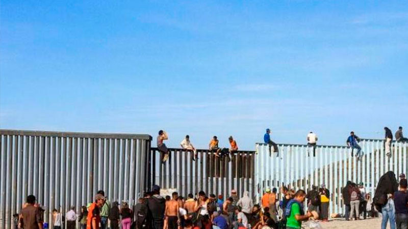  Gobierno de México alista escrito para litigio contra Texas por ley antimigrante