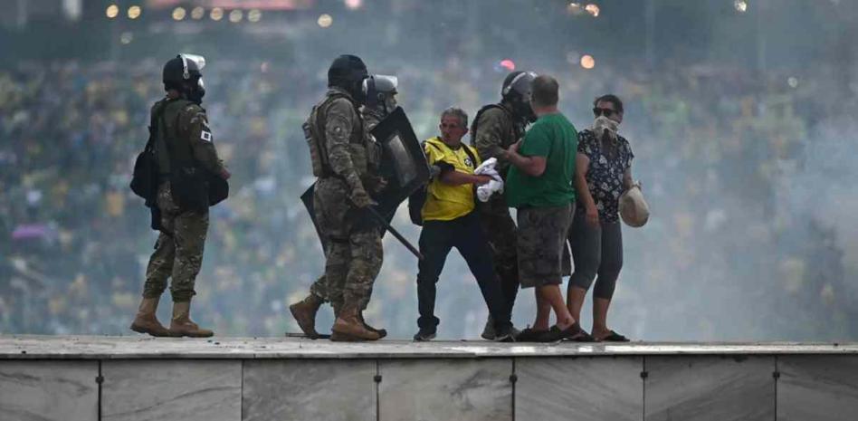  Detienen a 49 y buscan a otros 159 por la revuelta golpista contra Lula en 2023