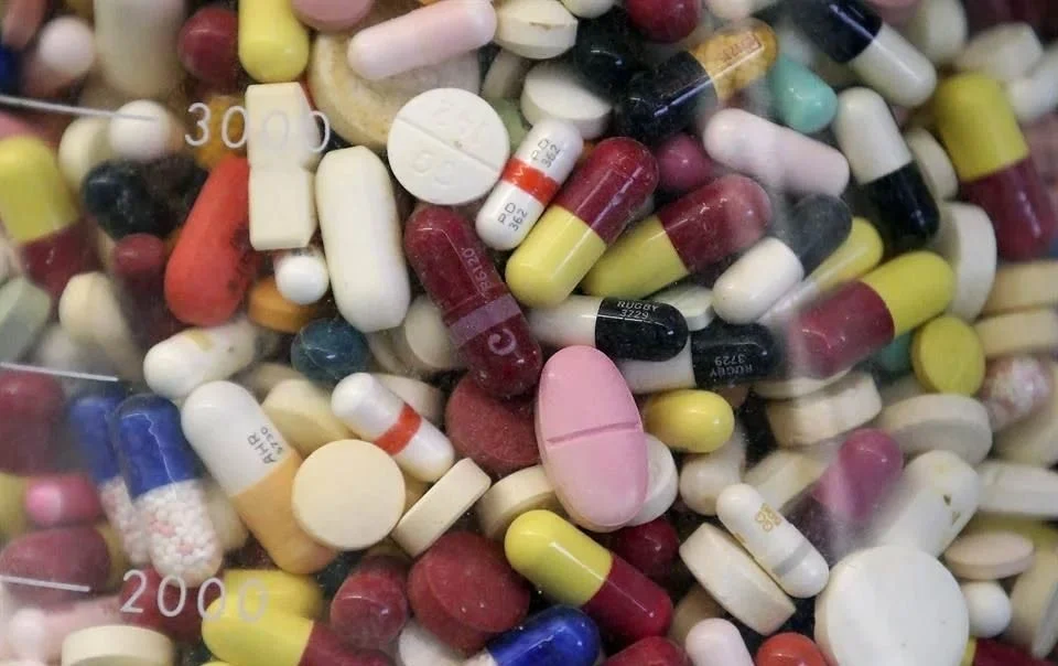  Sugieren a farmacéuticas invertir en lo nacional