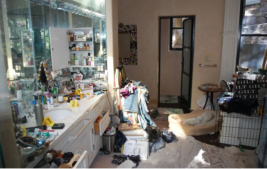  La esposa de Gene Hackman preguntó sobre síntomas de gripe antes de su muerte