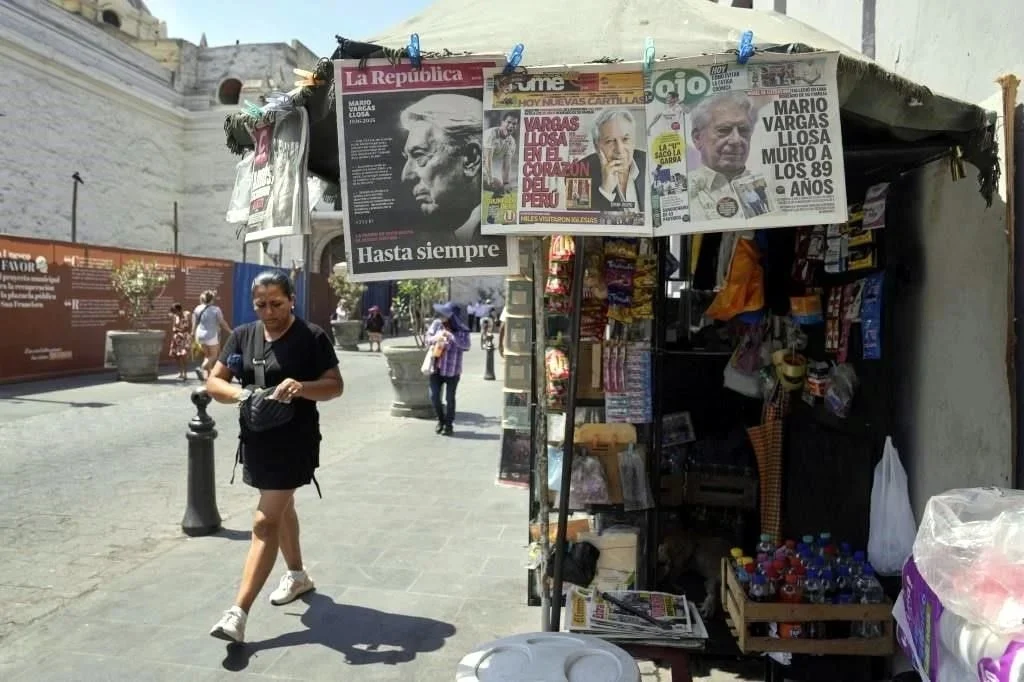  Perú despide a su Nobel