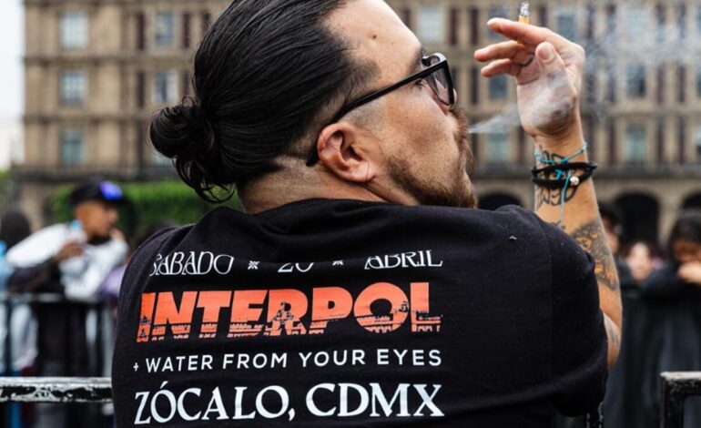  Interpol ilumina el Zócalo: Disfruta en vivo su concierto más esperado en la CDMX